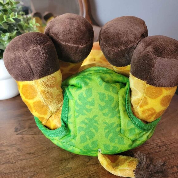 12" Melissa and Doug Sitting Giraffe with diaper Stuffed Animal Plush - Picture 3 of 4